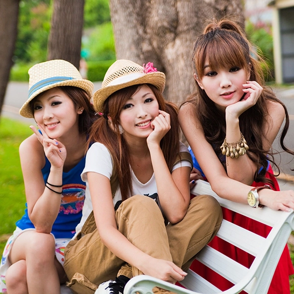 CyntiaGirls2